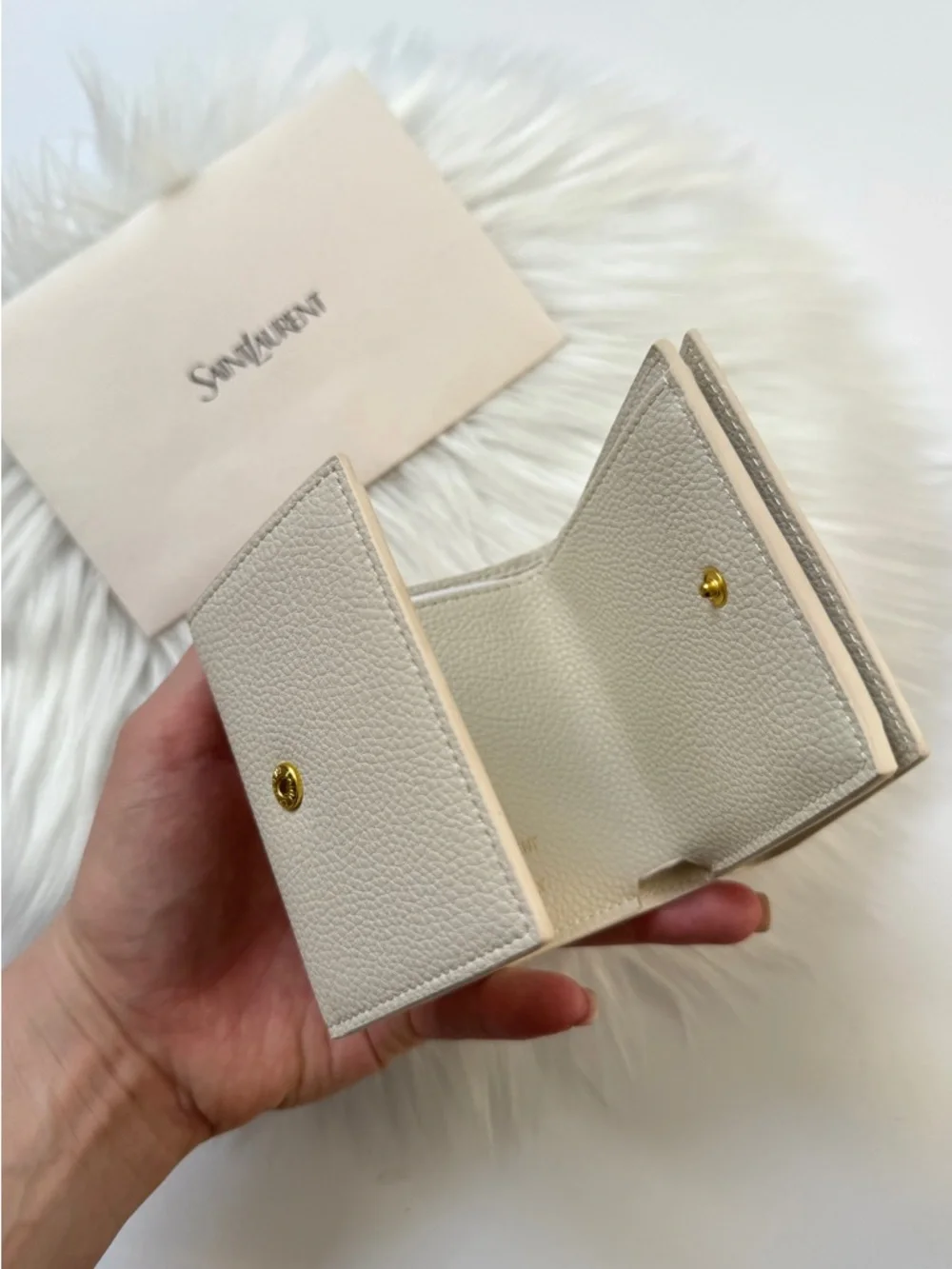 Saint Laurent Cream Wallet with Gold YSL logo NEW - Picture 3 of 13